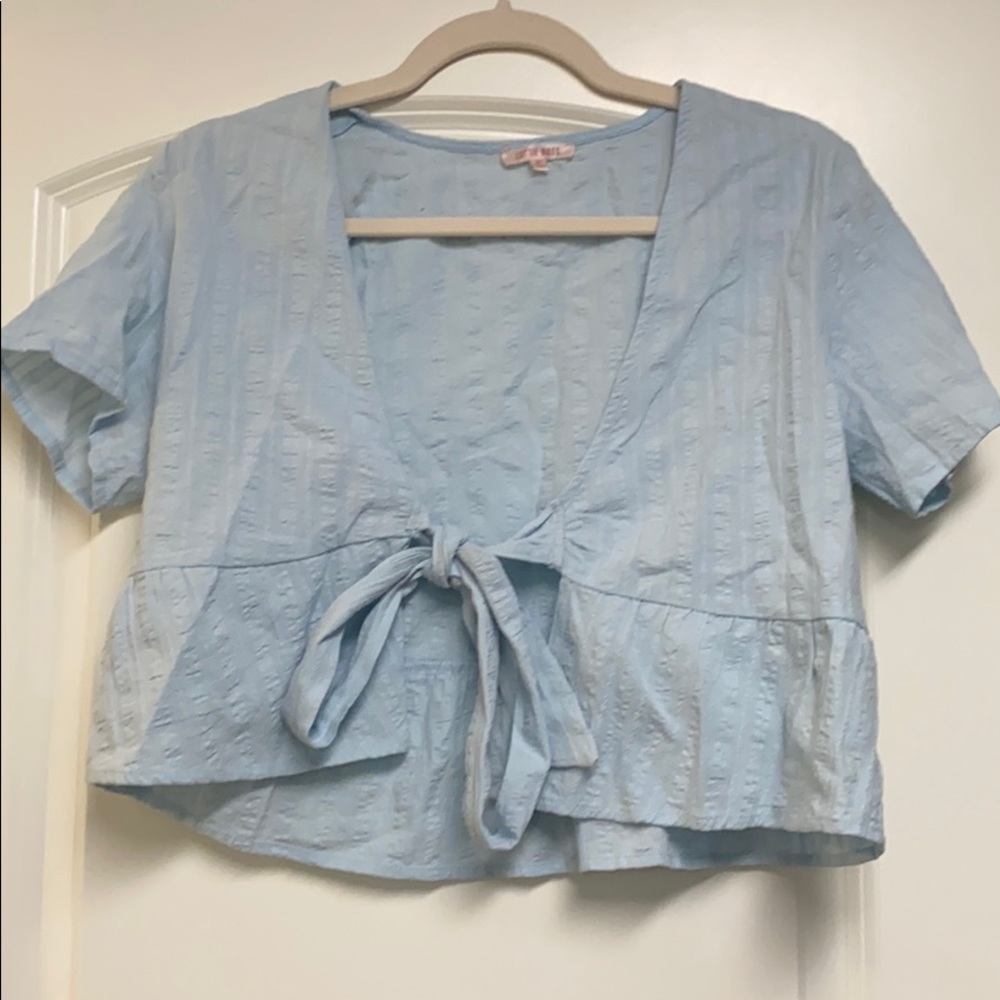 Pacsun tie front baby blue top